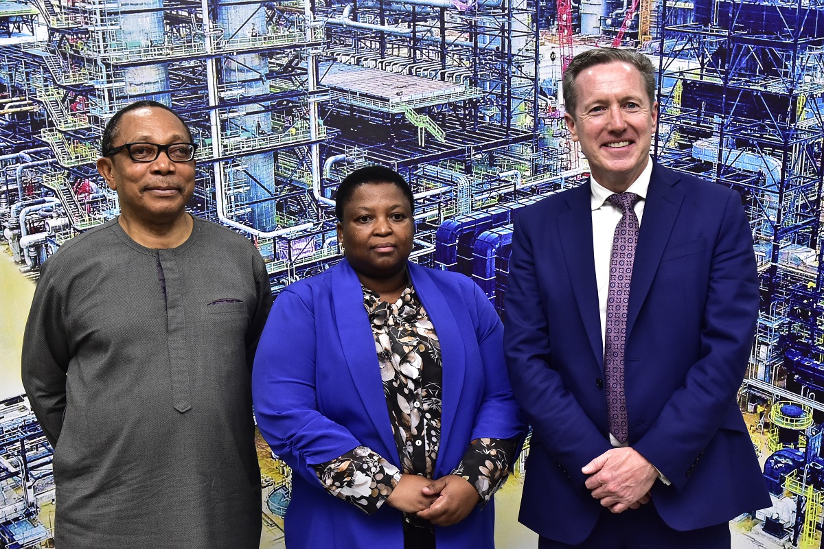 Dangote Refinery refutes importation claims