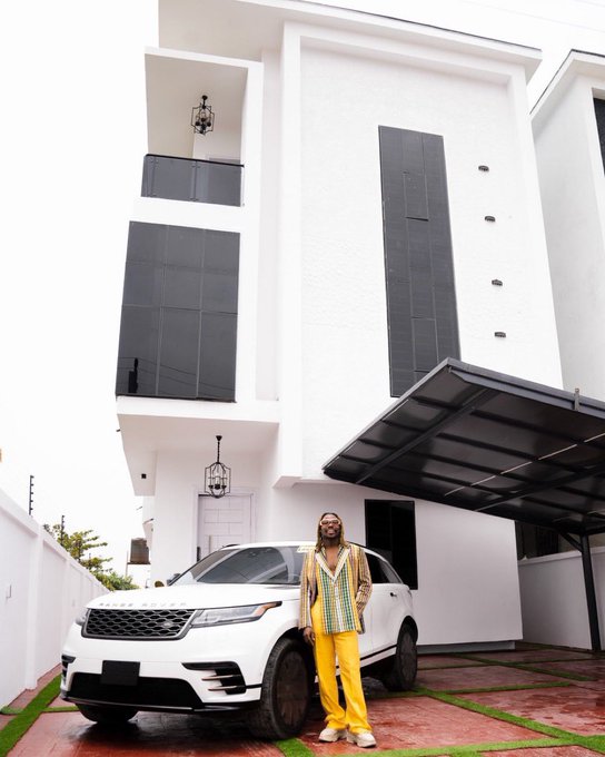 Asake splashes over 1.8B on 4 luxurious cars