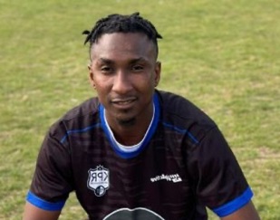 Nigerian international Saburi Olayinka is dead